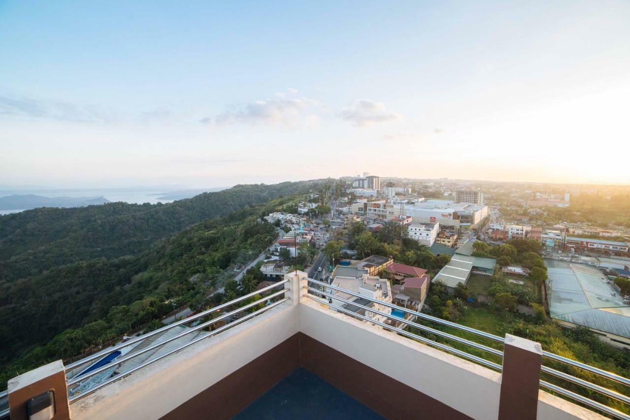 Reddoorz Premium @ Cityland Tagaytay 2 Tagaytay City Buitenkant foto
