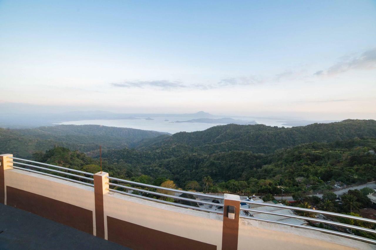 Reddoorz Premium @ Cityland Tagaytay 2 Tagaytay City Buitenkant foto
