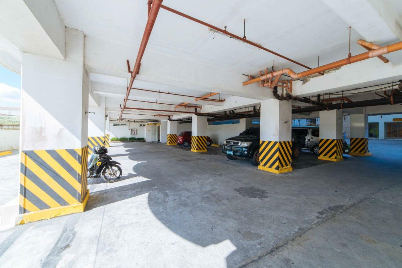 Reddoorz Premium @ Cityland Tagaytay 2 Tagaytay City Buitenkant foto